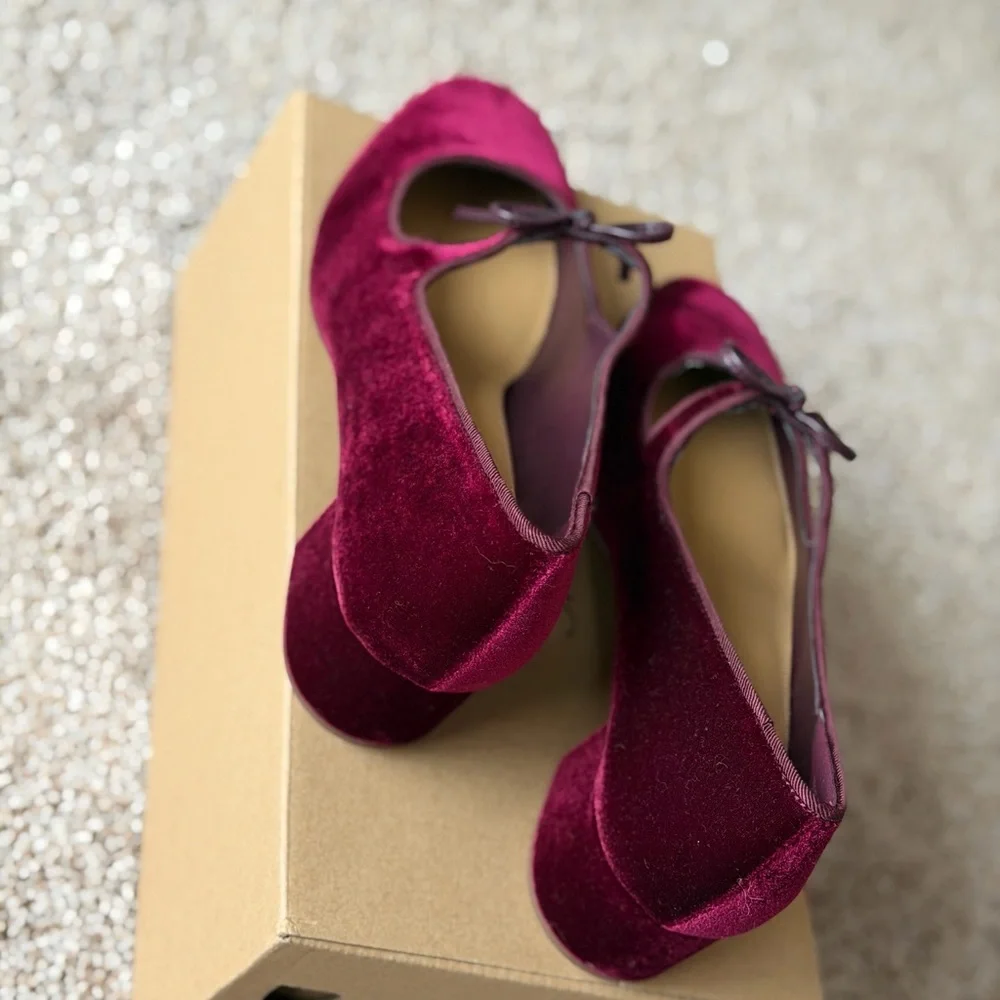 J. Crew Burgundy Velvet Mary Jane Block Heel Pumps - Picture 7 of 14